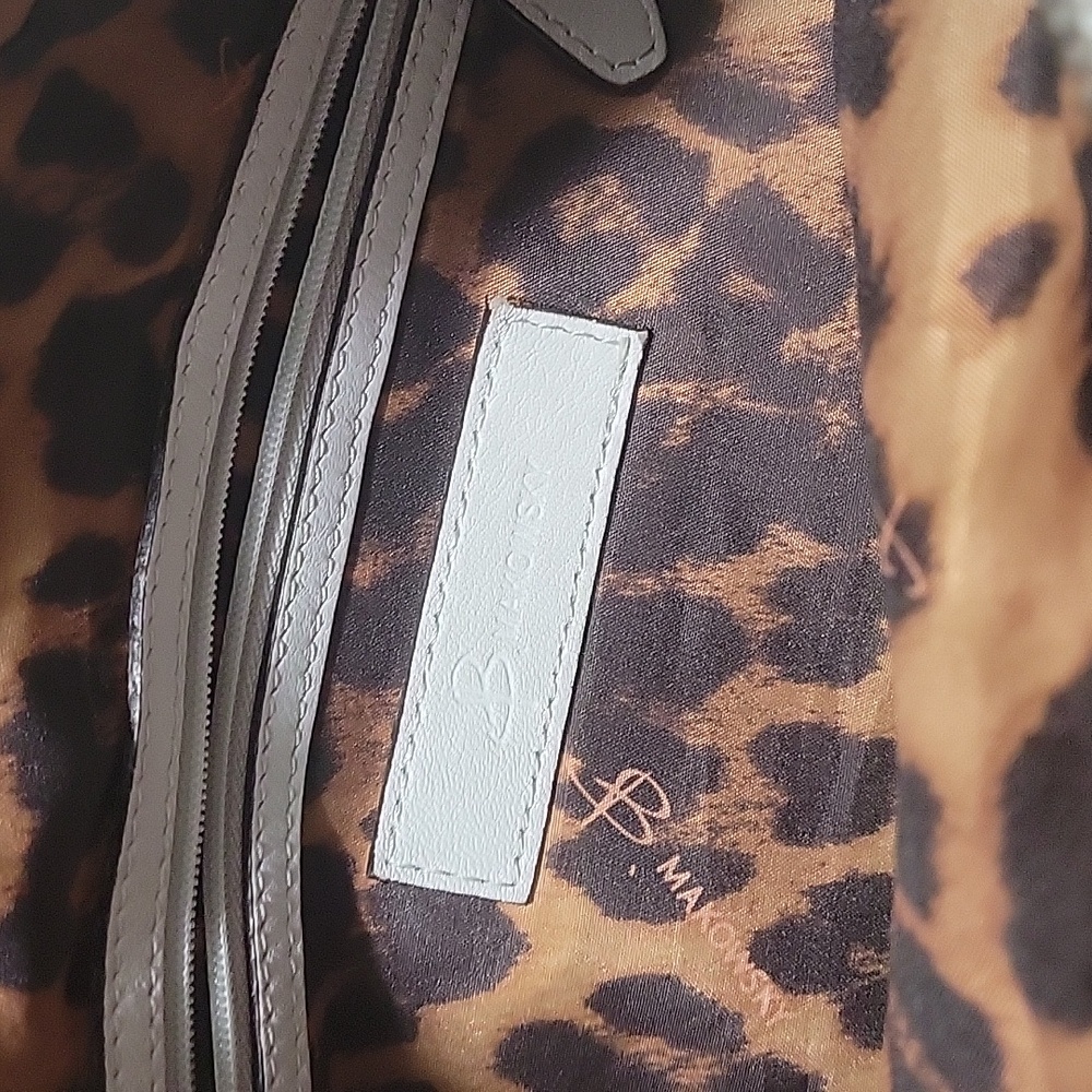Dress,  cover up (8), purse, and new  ear-rings . Reduced from 25 to $14.00 - Picture 4 of 17